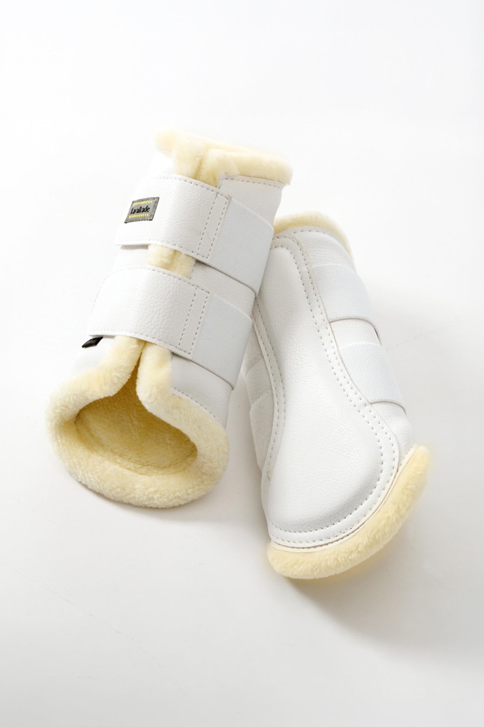 Kavalkade Anatomic protectores de cuero sintético con pelo sintético Leg & Hoof Protection