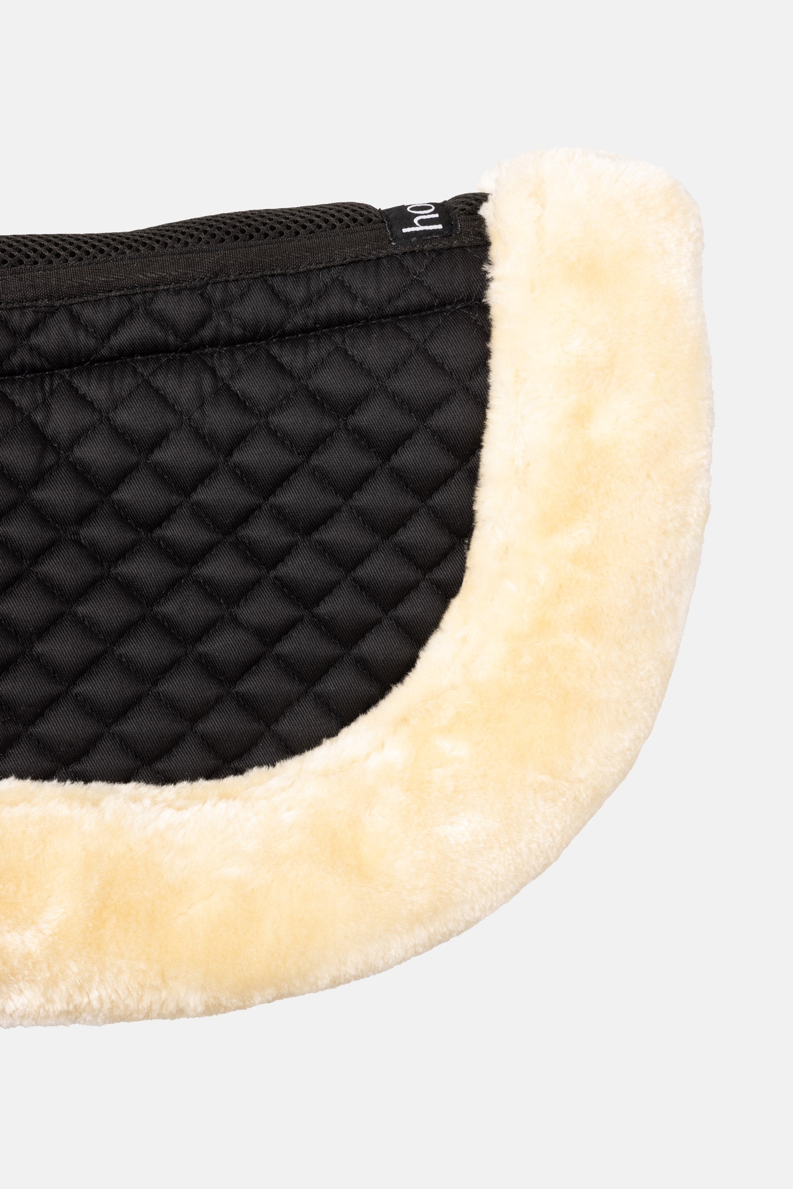 Horze Correction Pad with Fake Fur Saddle Pads