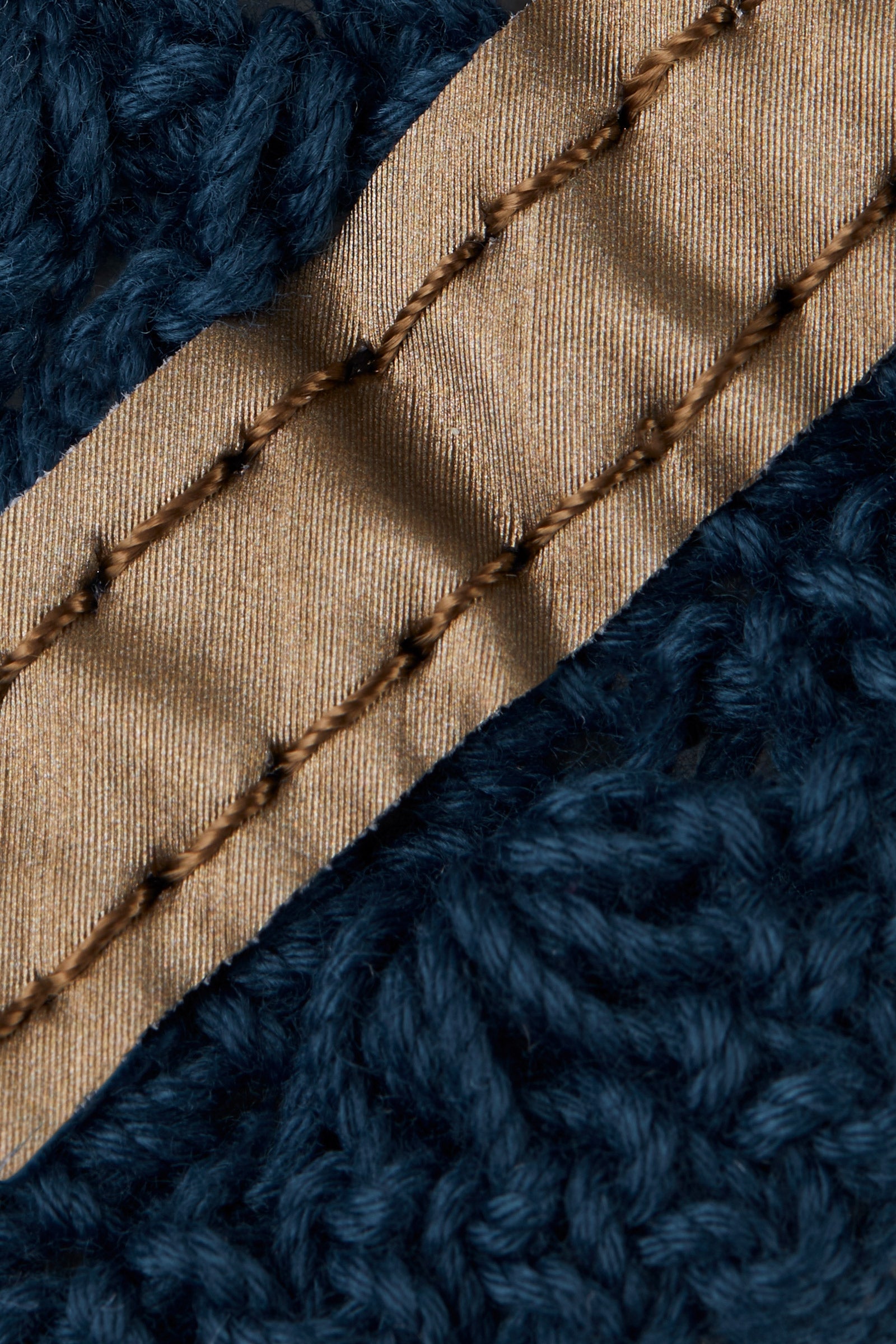 Horze Munich Ear Net with Metallic Detail Saddle Pads