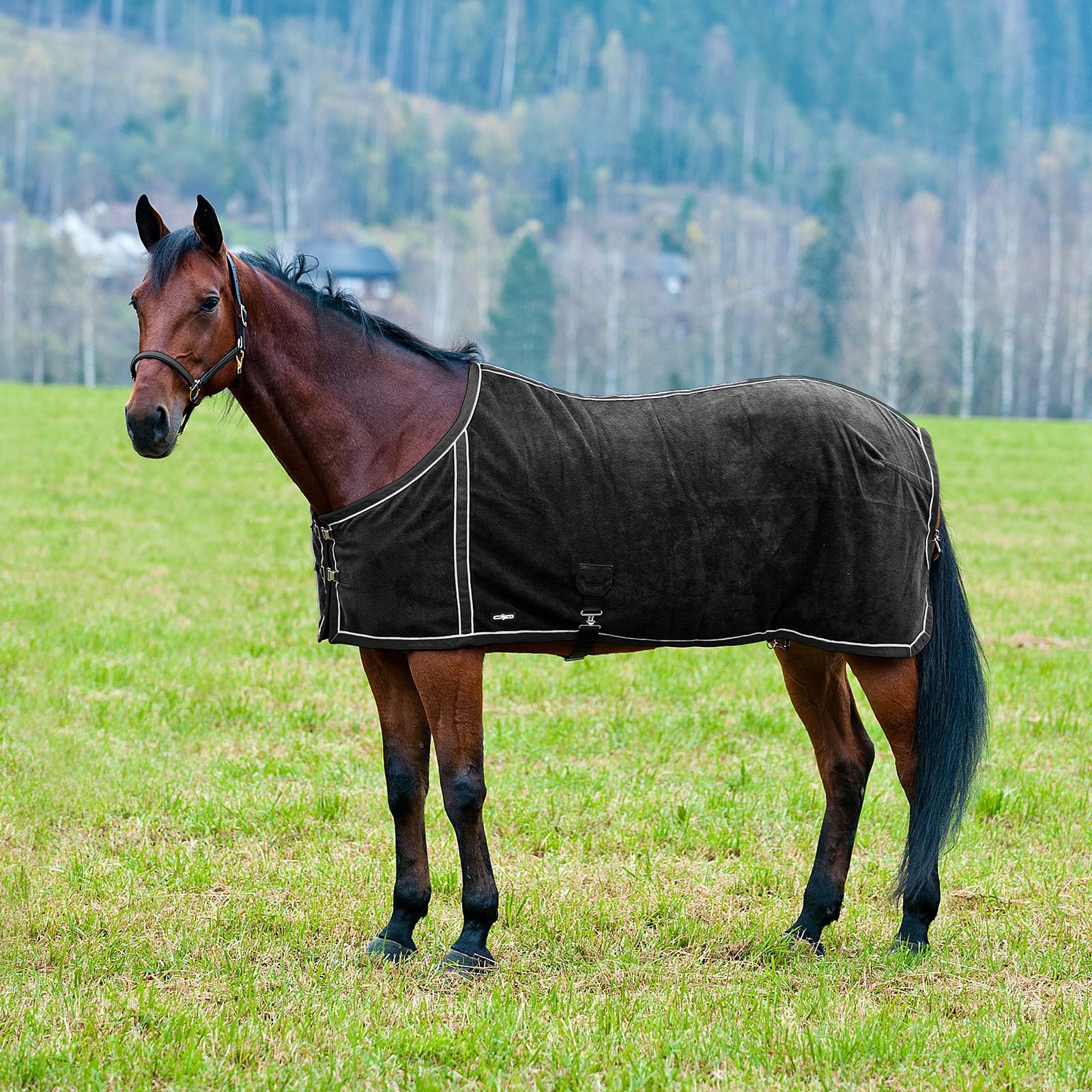 Finntack fleece blanket, with mesh lining Mantas Caballo