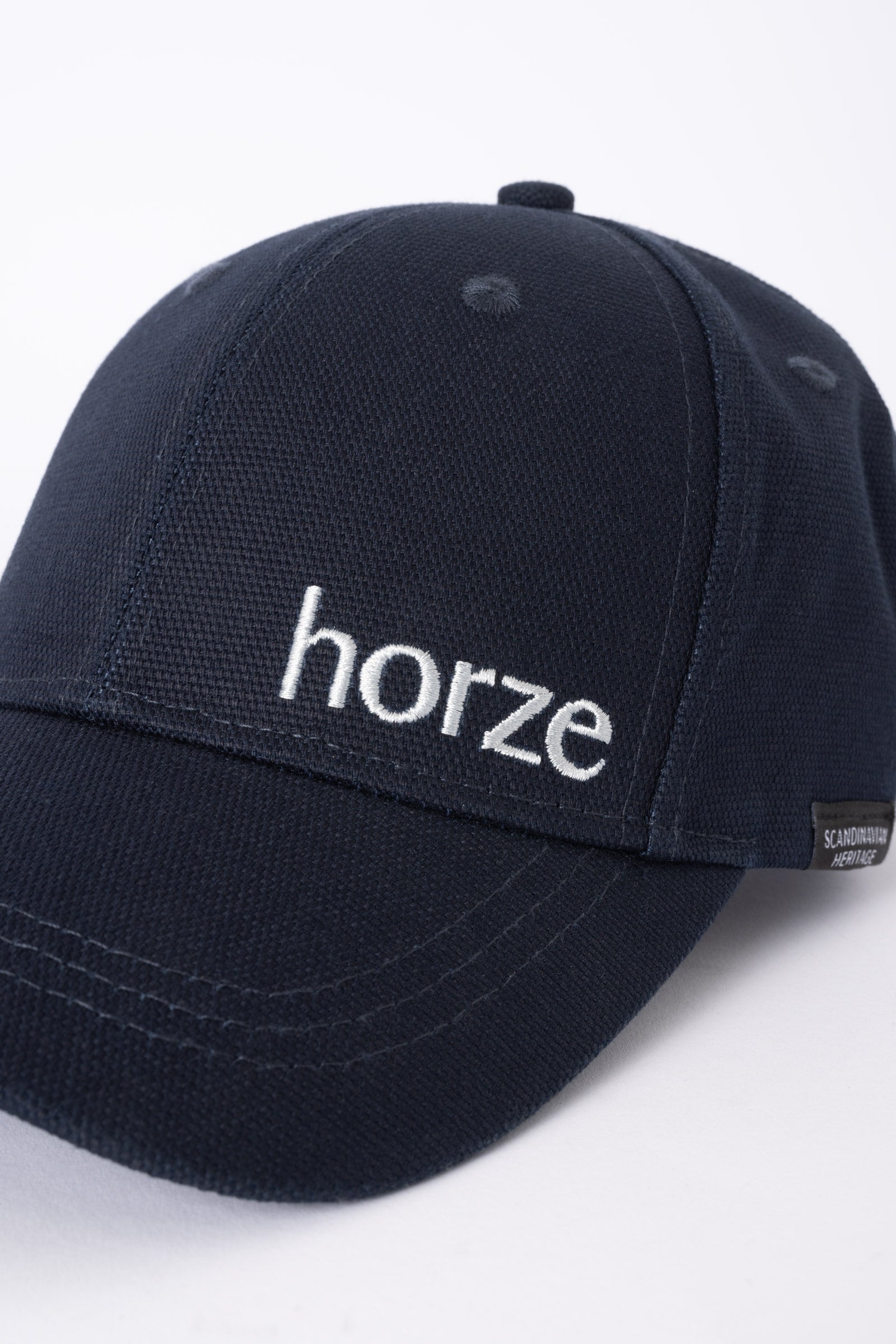 Horze Cap with flag logo Accessories