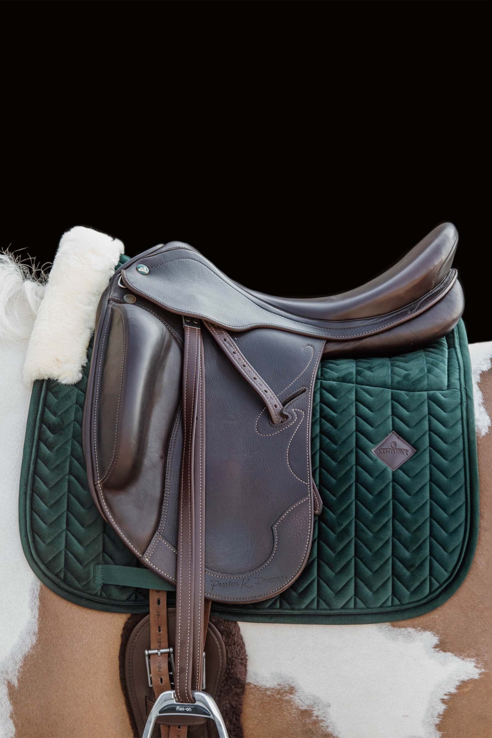 Kentucky Horsewear Velvet Skin Friendly Dressage Saddle pad Saddle Pads