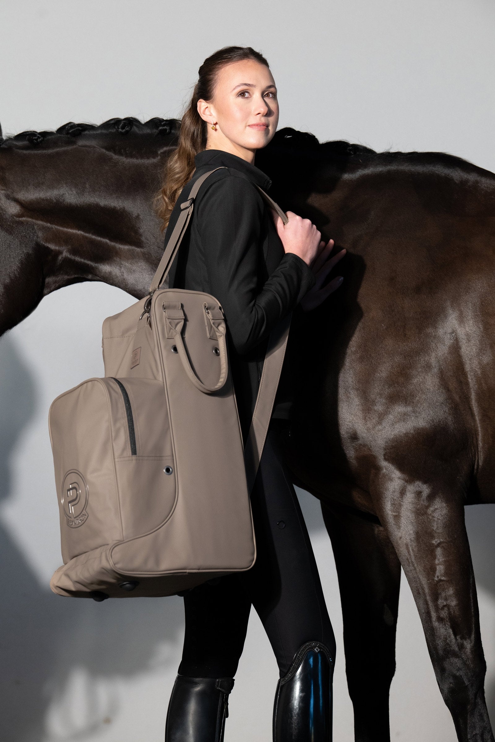 Eskadron Platinum 25 Faux Leather Boot & Helmet Bag Accessories