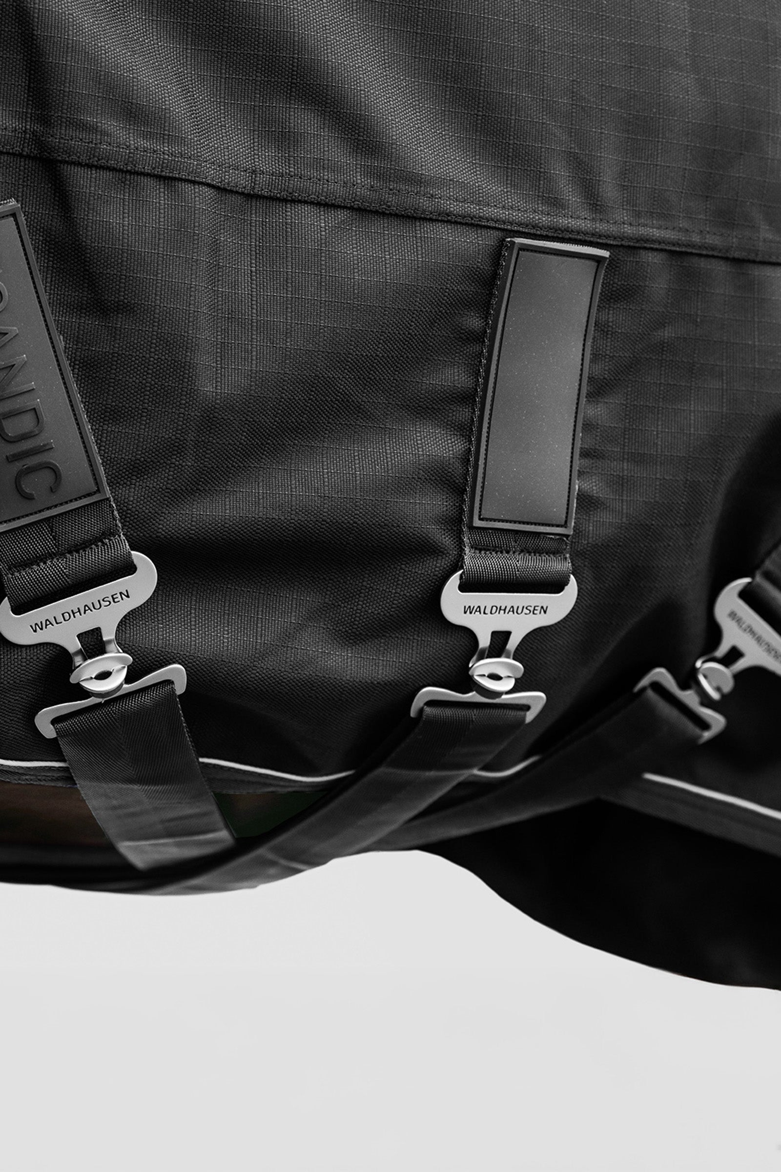 Waldhausen Outdoor Rug Scandic High Neck Light Horse Rugs