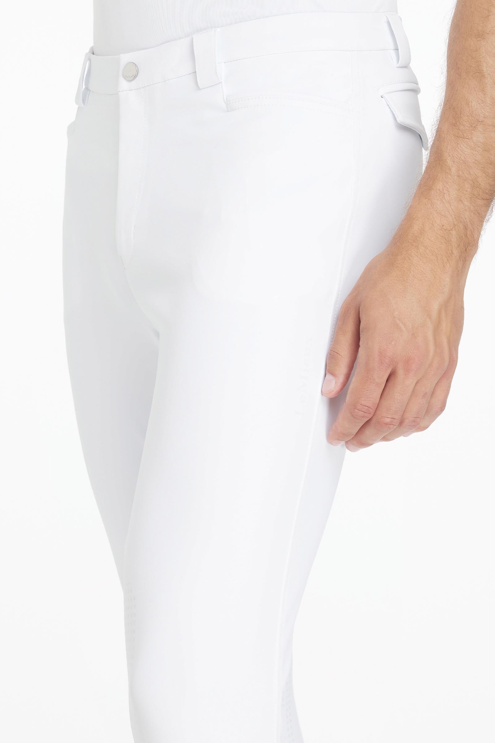 Model shot 3