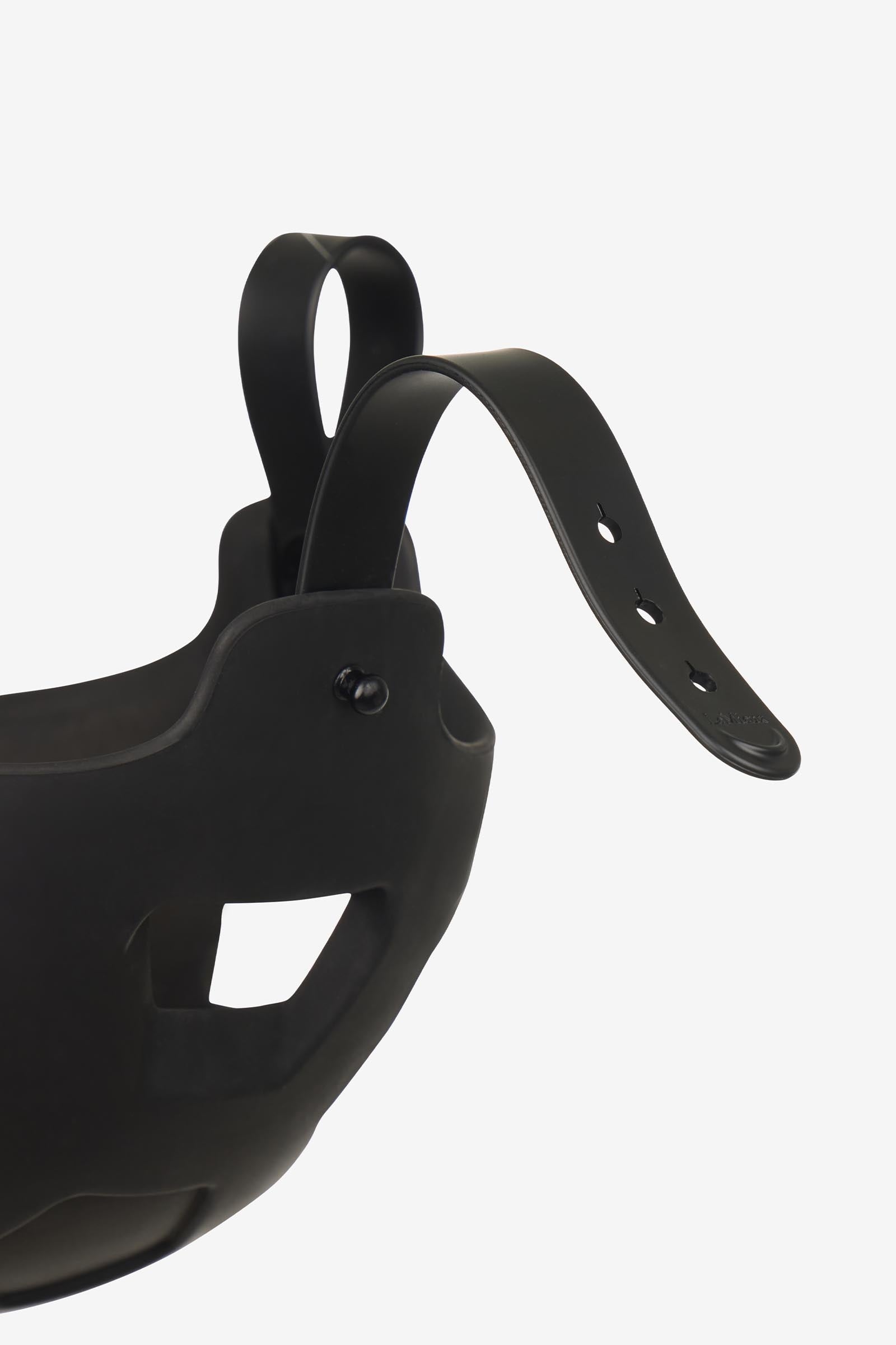 LeMieux Noma Grazing Muzzle Halters & Leads