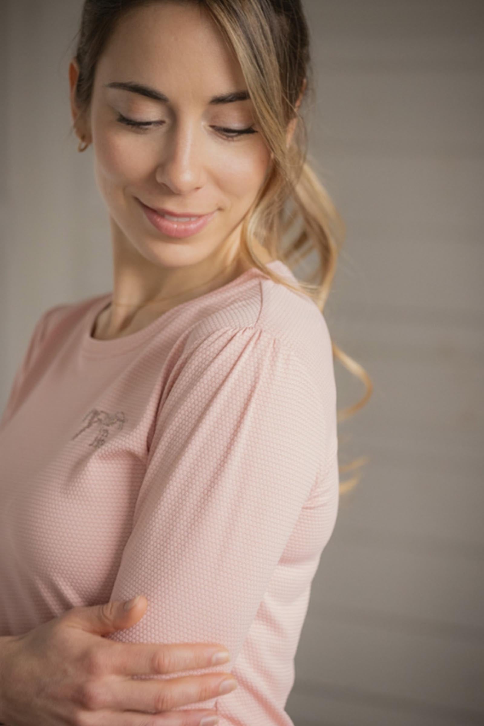 Model shot 7