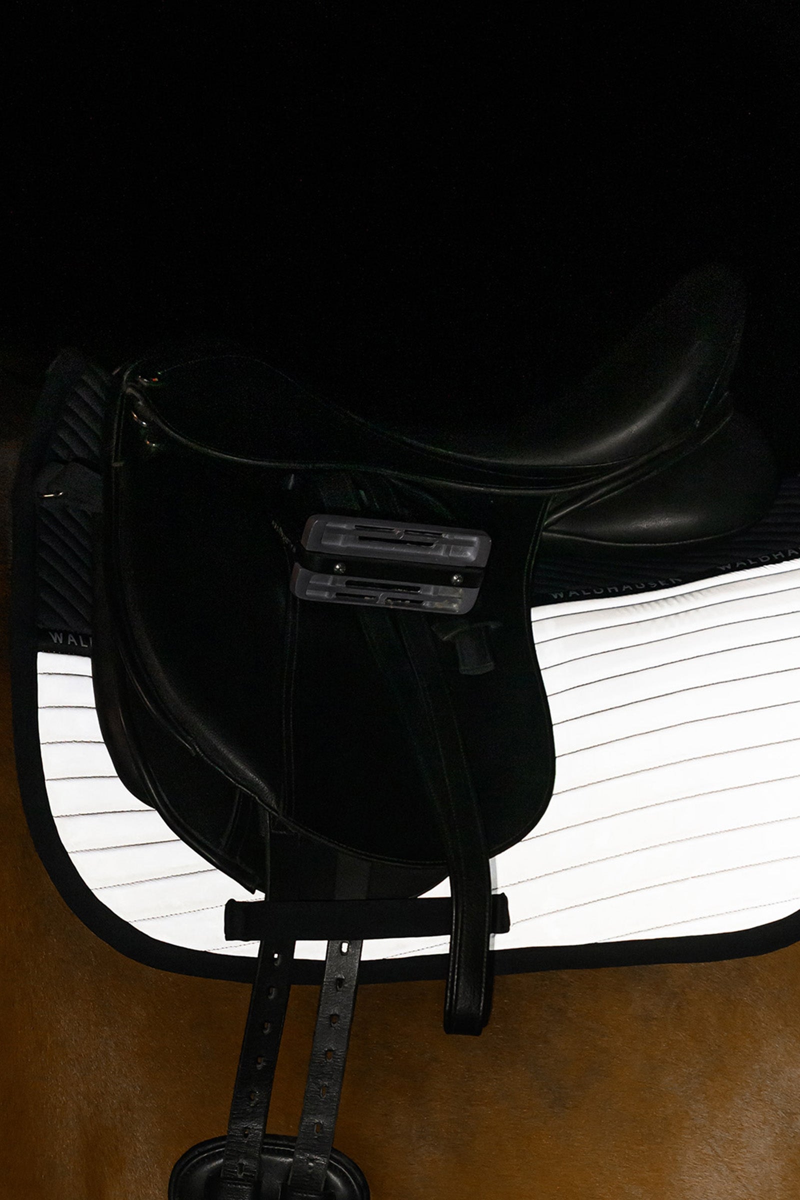 Waldhausen REFLEX Dressage Saddle Pad Reflective