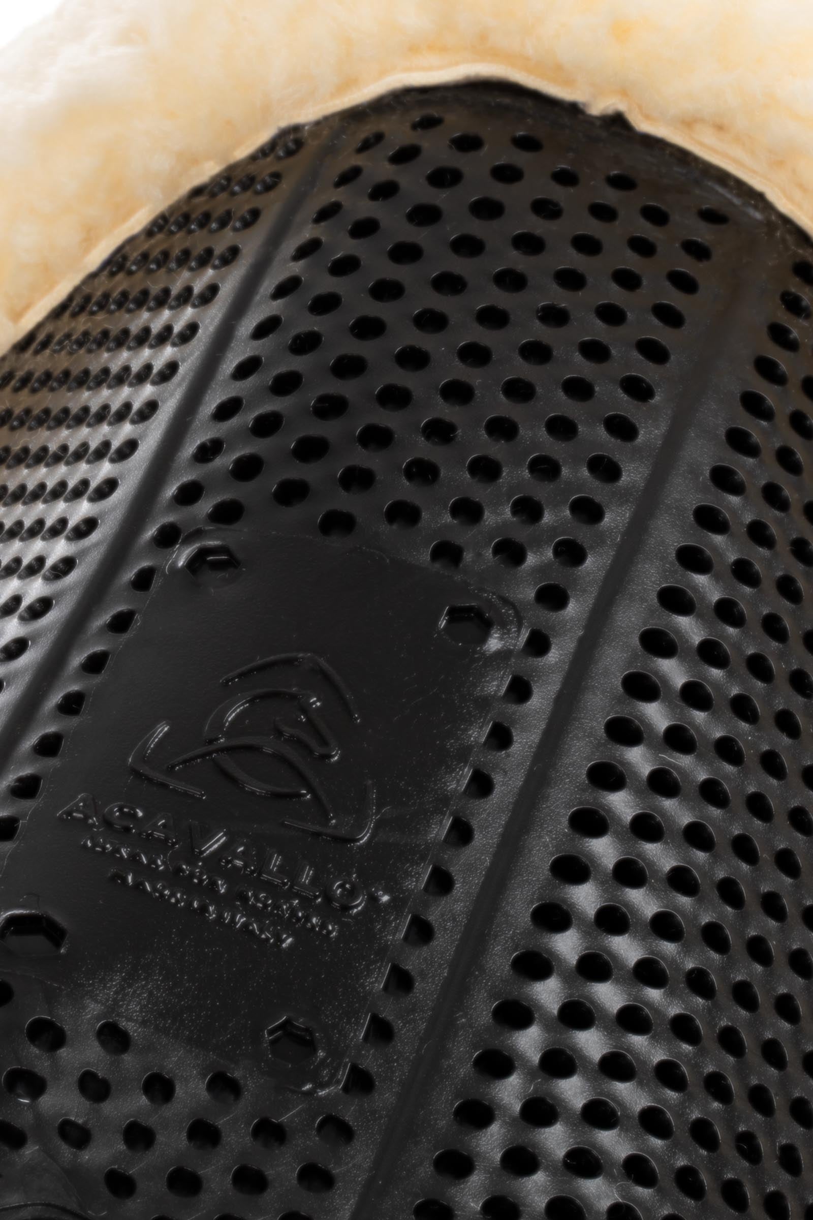 Acavallo Gel Non Slip Classic Pony With Sheepskin 1/2 Cut-Out Flat Saddle Pads