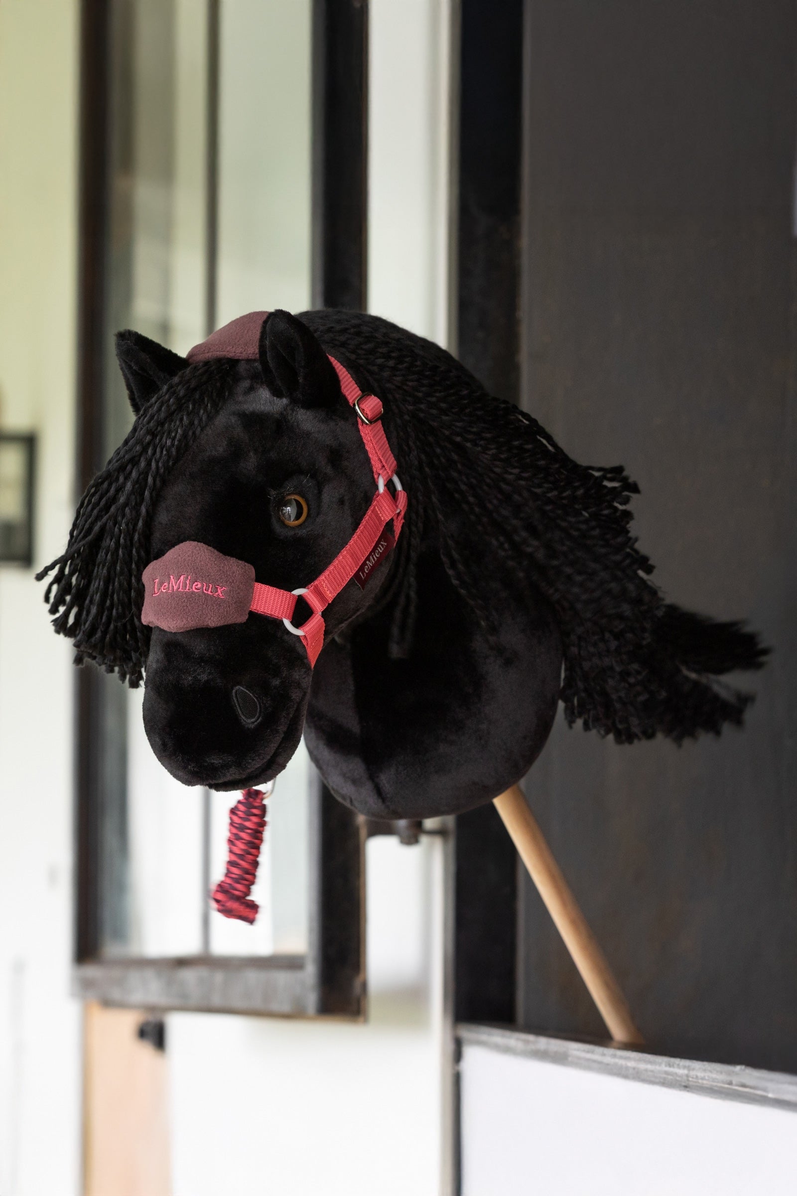 LeMieux Hobby Horse Vogue Headcollar & Leadrope Gifts & Toys