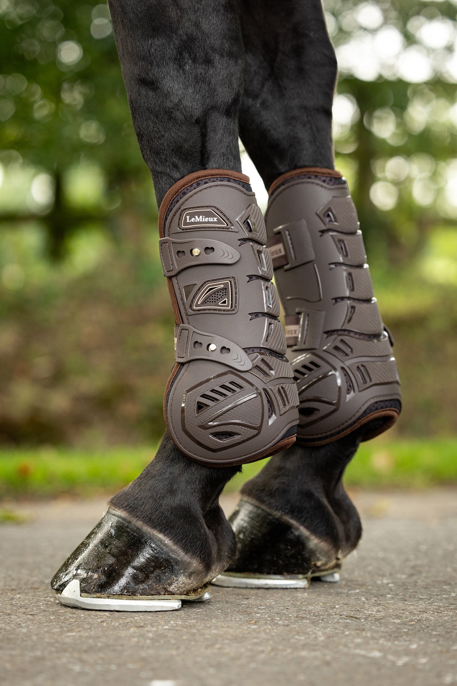 LeMieux Motion Cool Tendon Boot Leg & Hoof Protection
