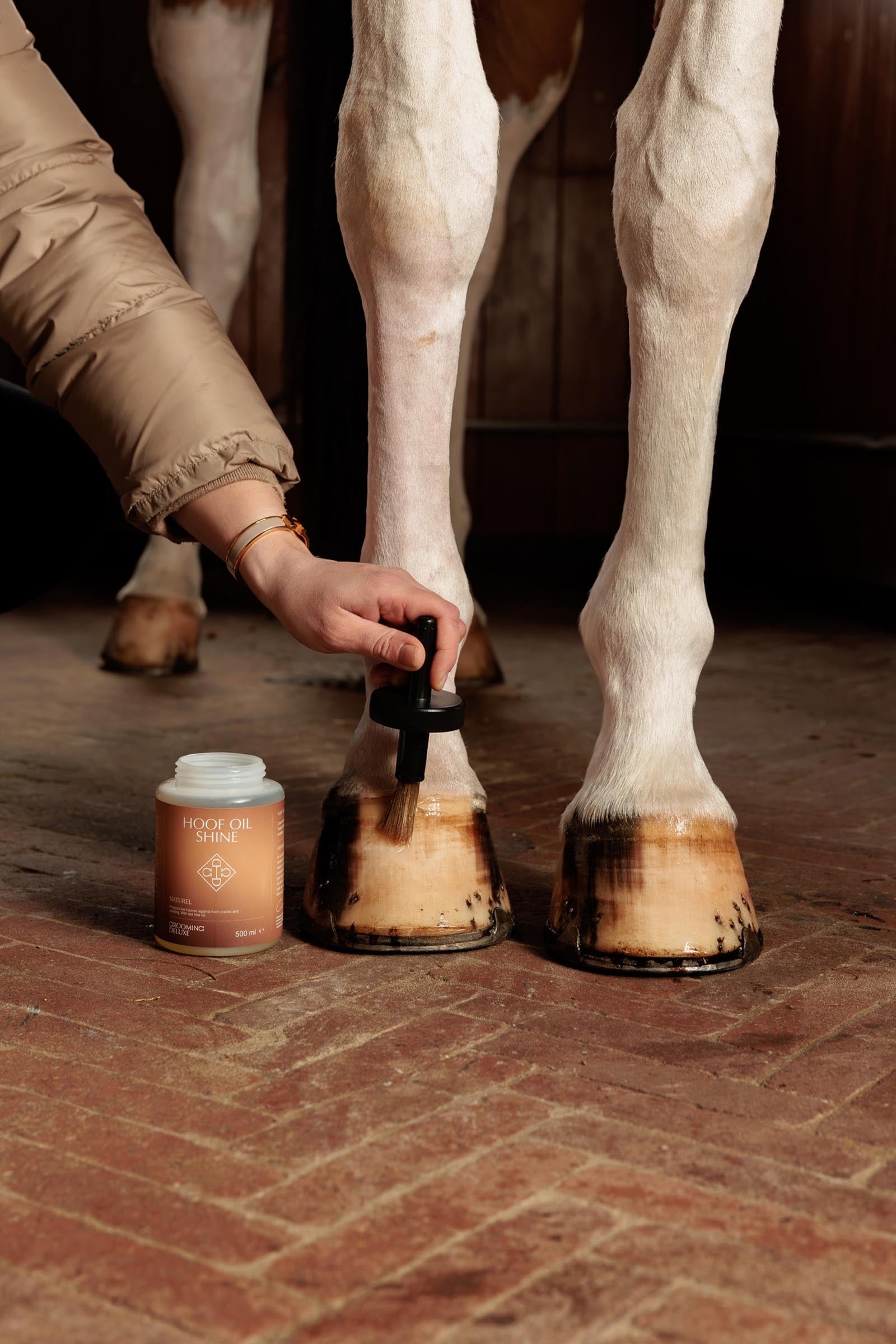 Grooming Deluxe Hoof Oil Shine, 500ml Horse Health Care