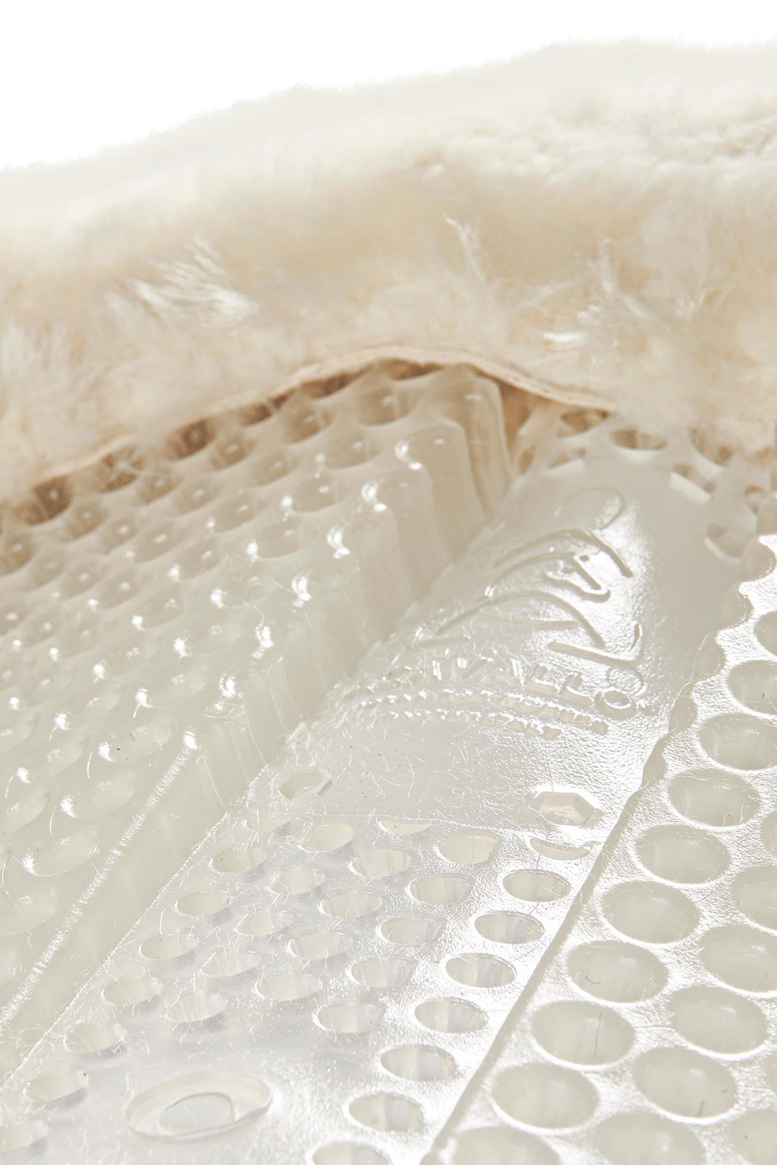 Acavallo Gel Non Slip Classic With Sheepskin Cut-Out Rear Riser Saddle Pads