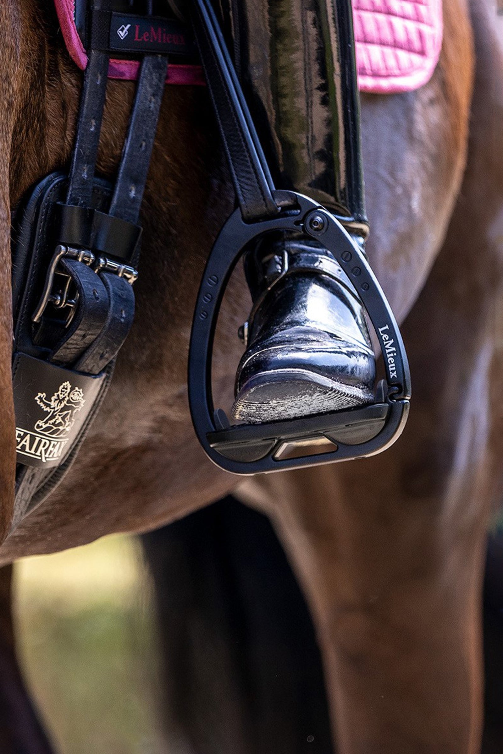 LeMieux Vector Balance Stirrups Saddles, Girths & Stirrups