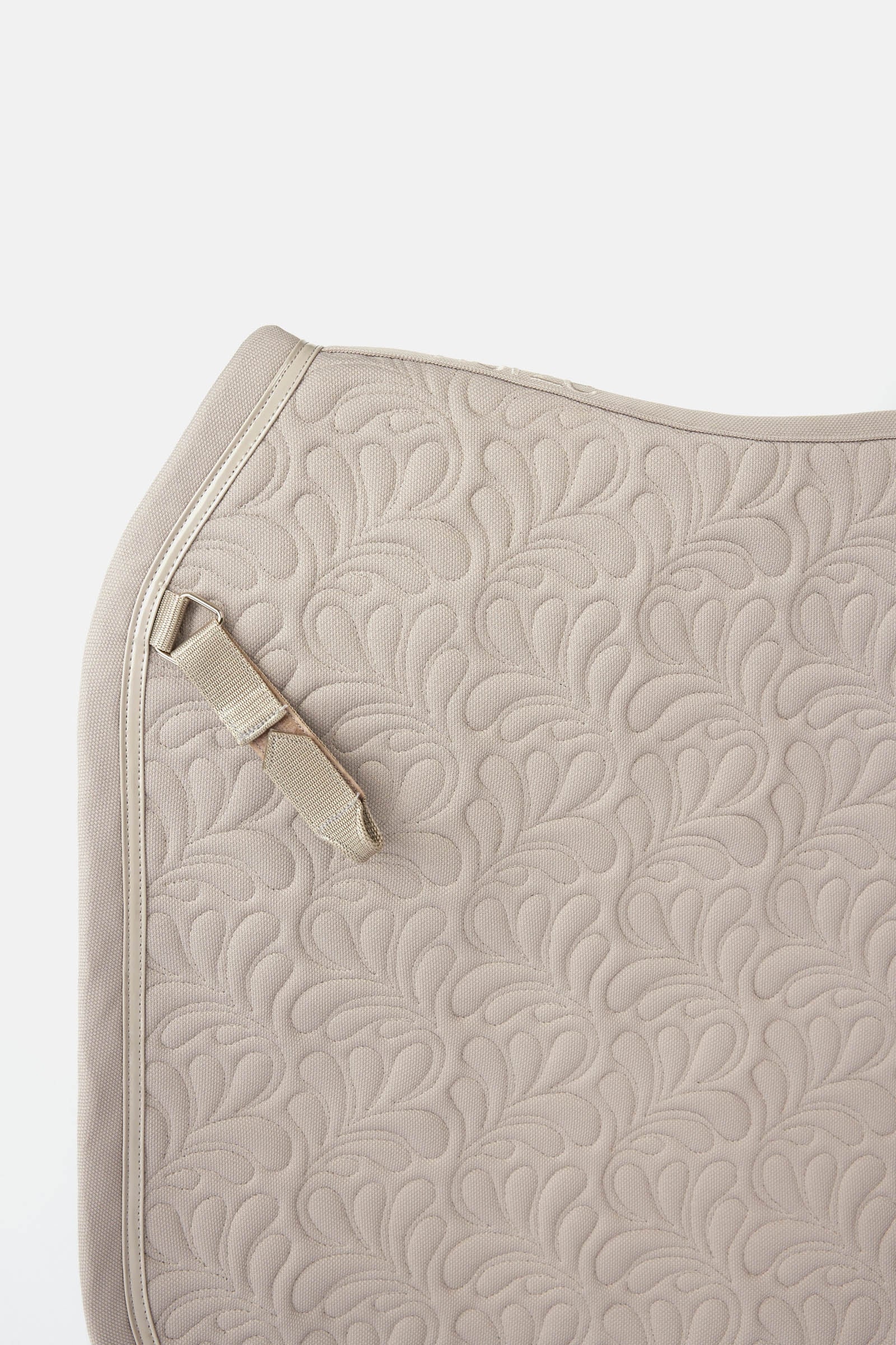 Horze Free Form Dressage Saddle Pad Saddle Pads