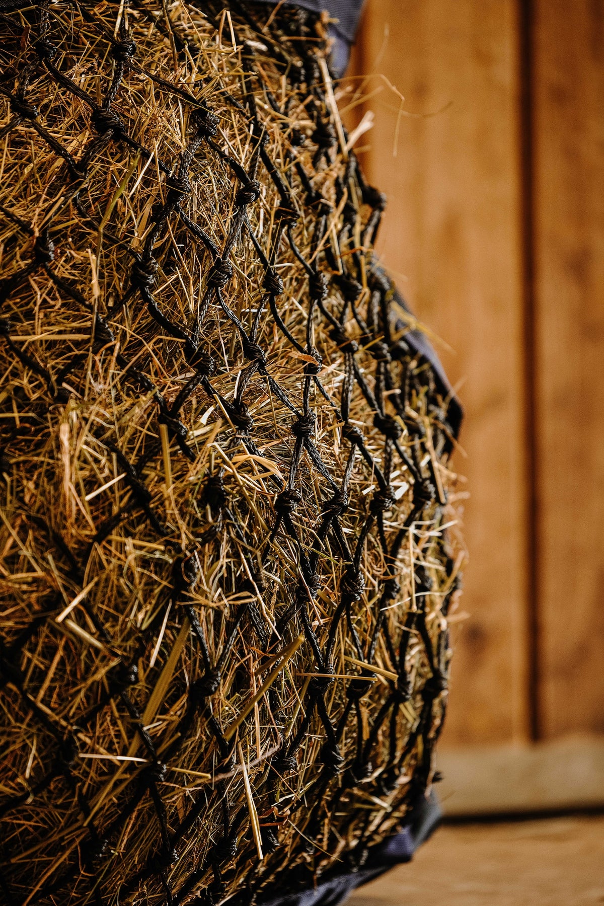 HIPPOTONIC Mesh Hay Net Bag (75 x 60cm) Horse Feeders & Waterers