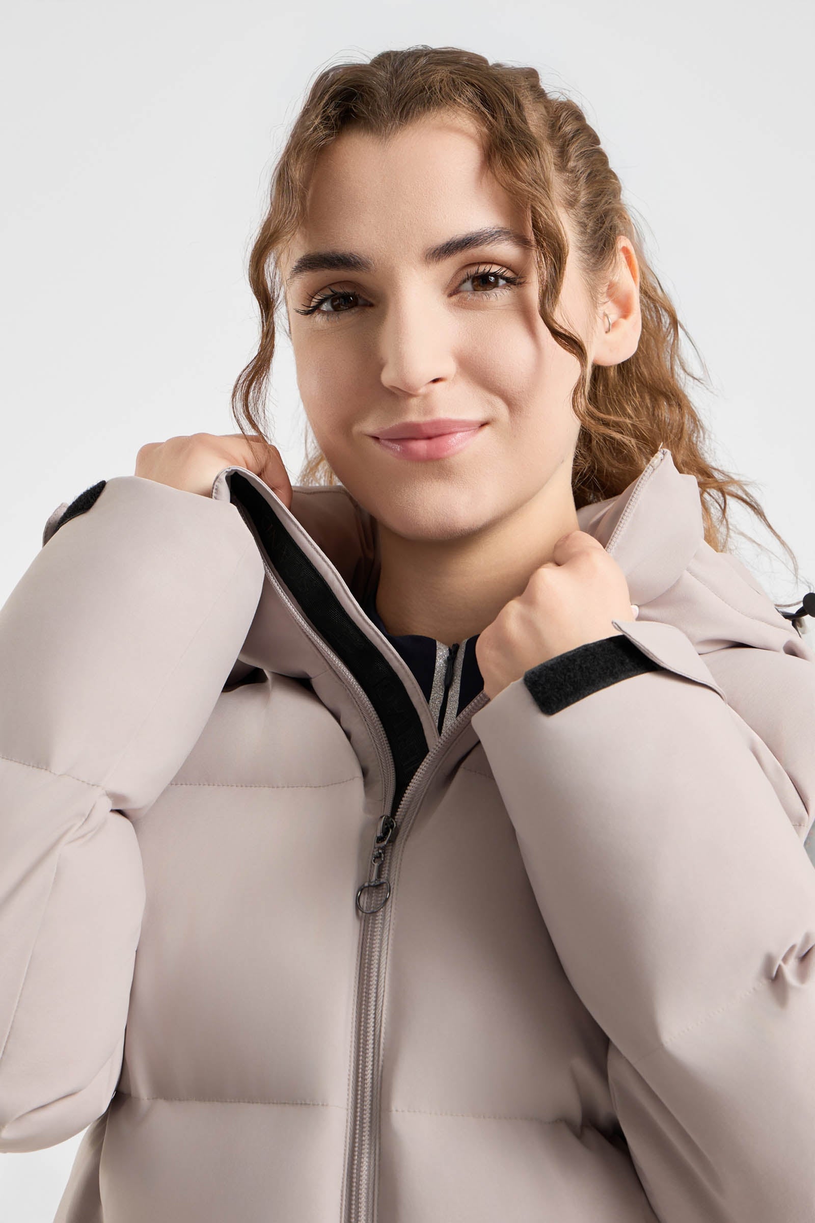 Model shot 4
