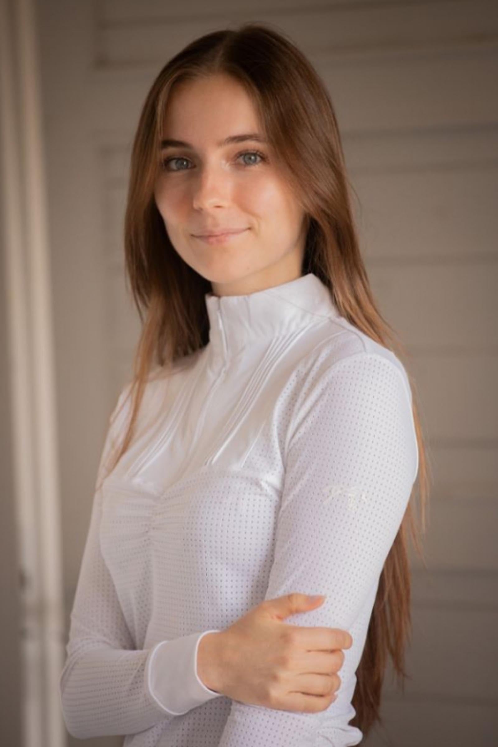 Model shot 7