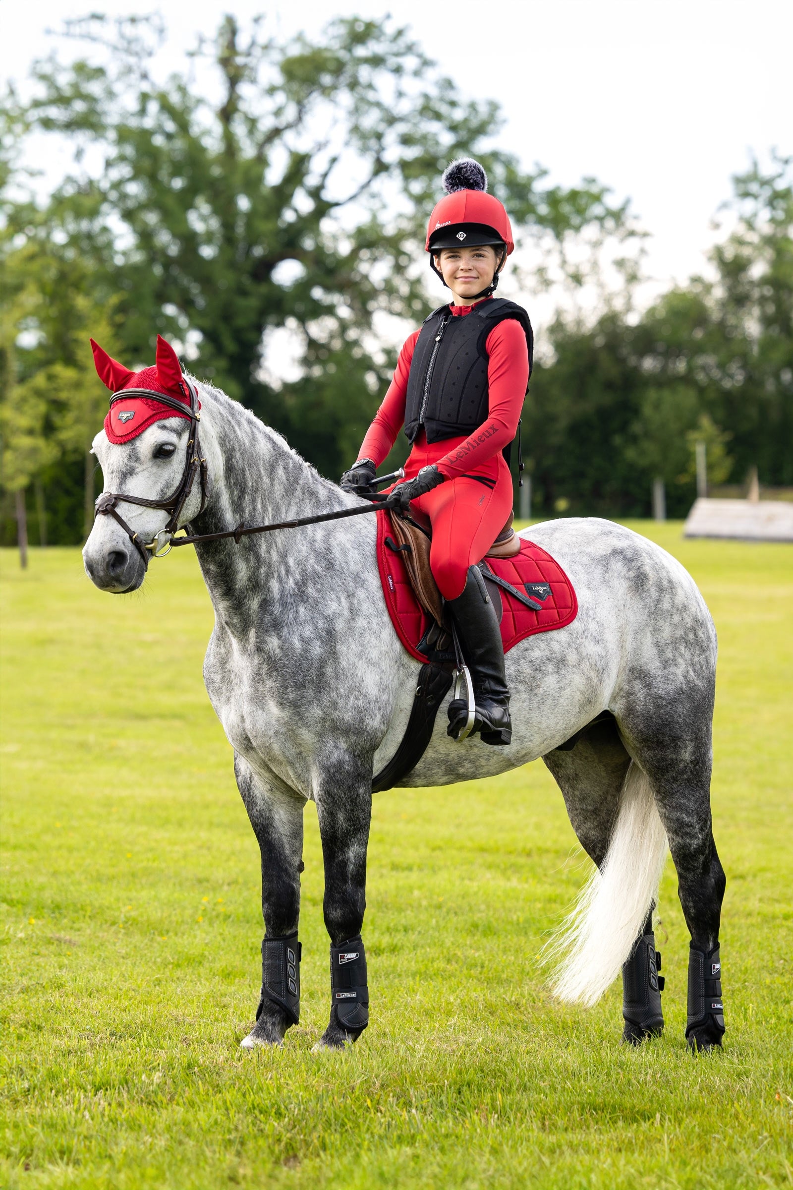 LeMieux Loire Classic Square Close Contact Saddle Pad Saddle Pads