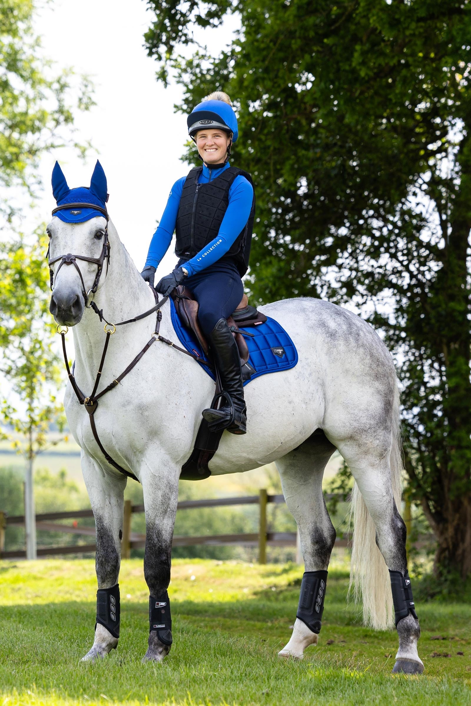 LeMieux Loire Classic Square Close Contact Saddle Pad Saddle Pads