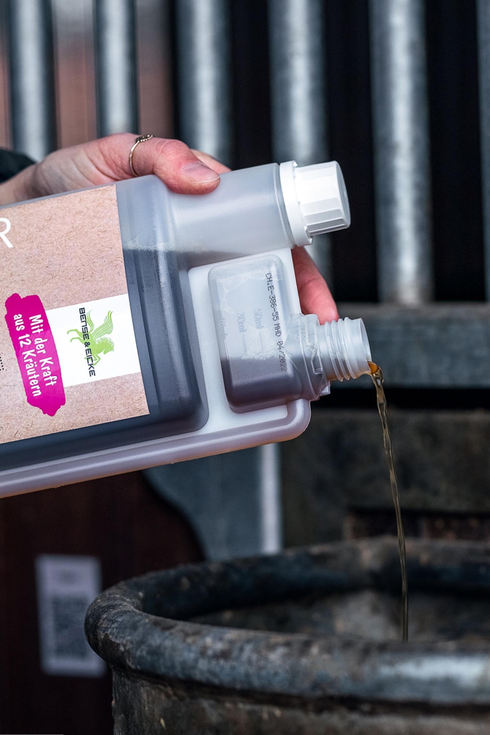 Bense & Eicke Herbal Elixir, 1 L Horse Feed & Nutrition