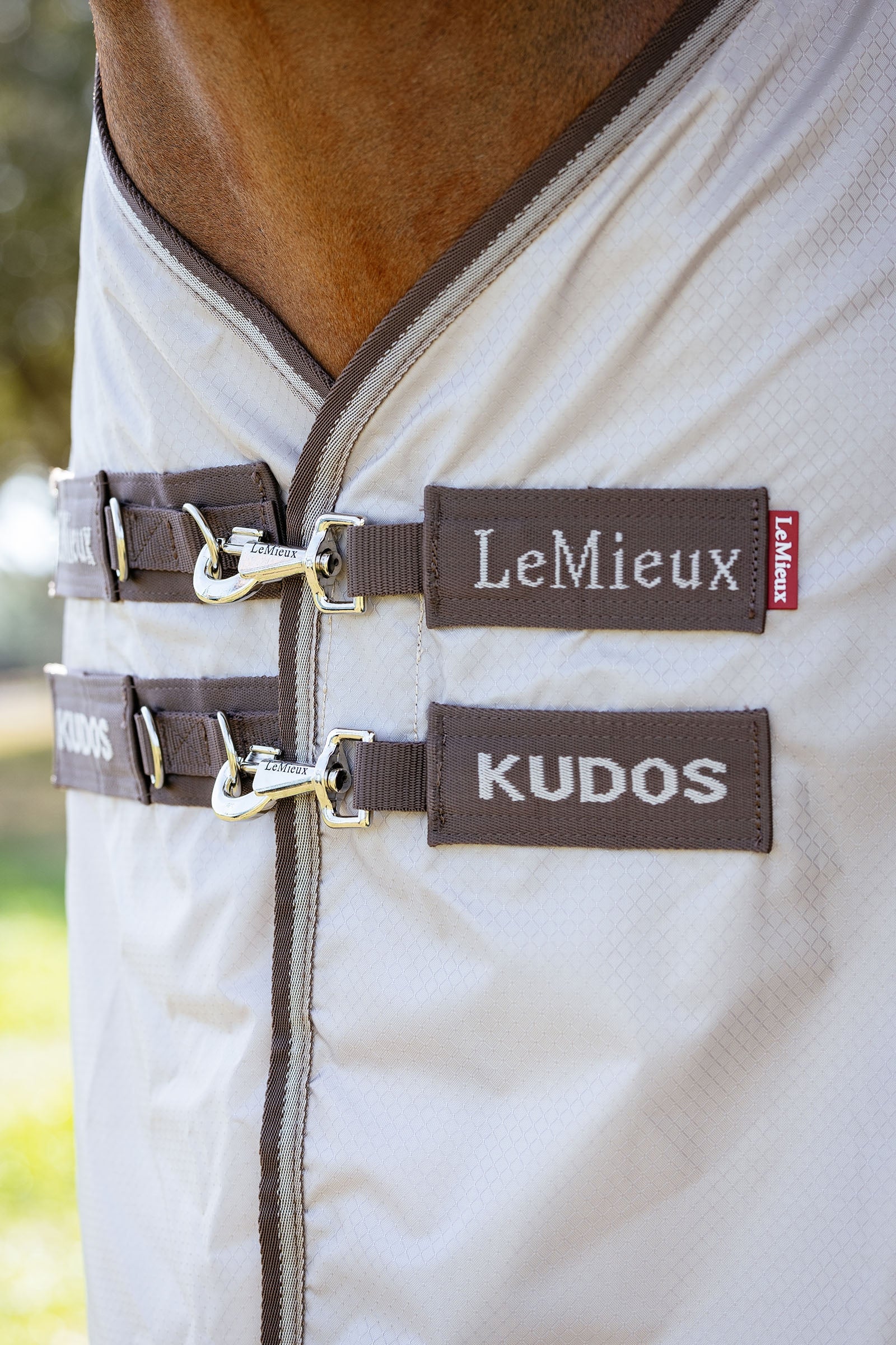 LeMieux Kudos Shower Pro Sweet Itch Rug With Detachable Neck Horse Rugs