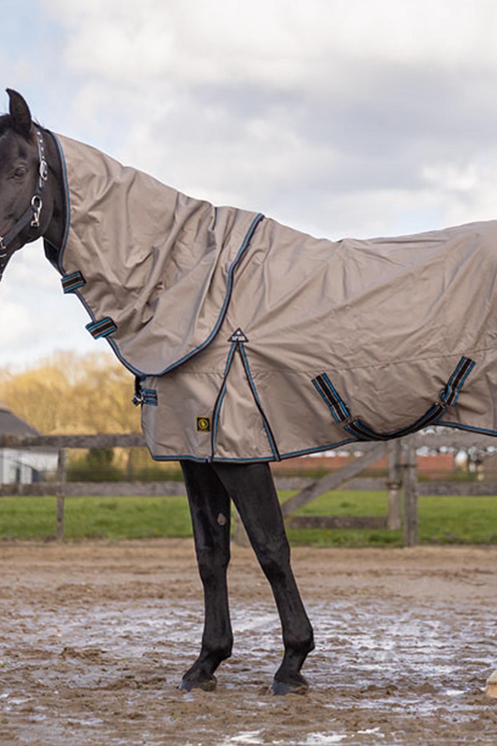 BR Classic 1200D Rain Rug With Detachable Neck, 0 g Horse Rugs